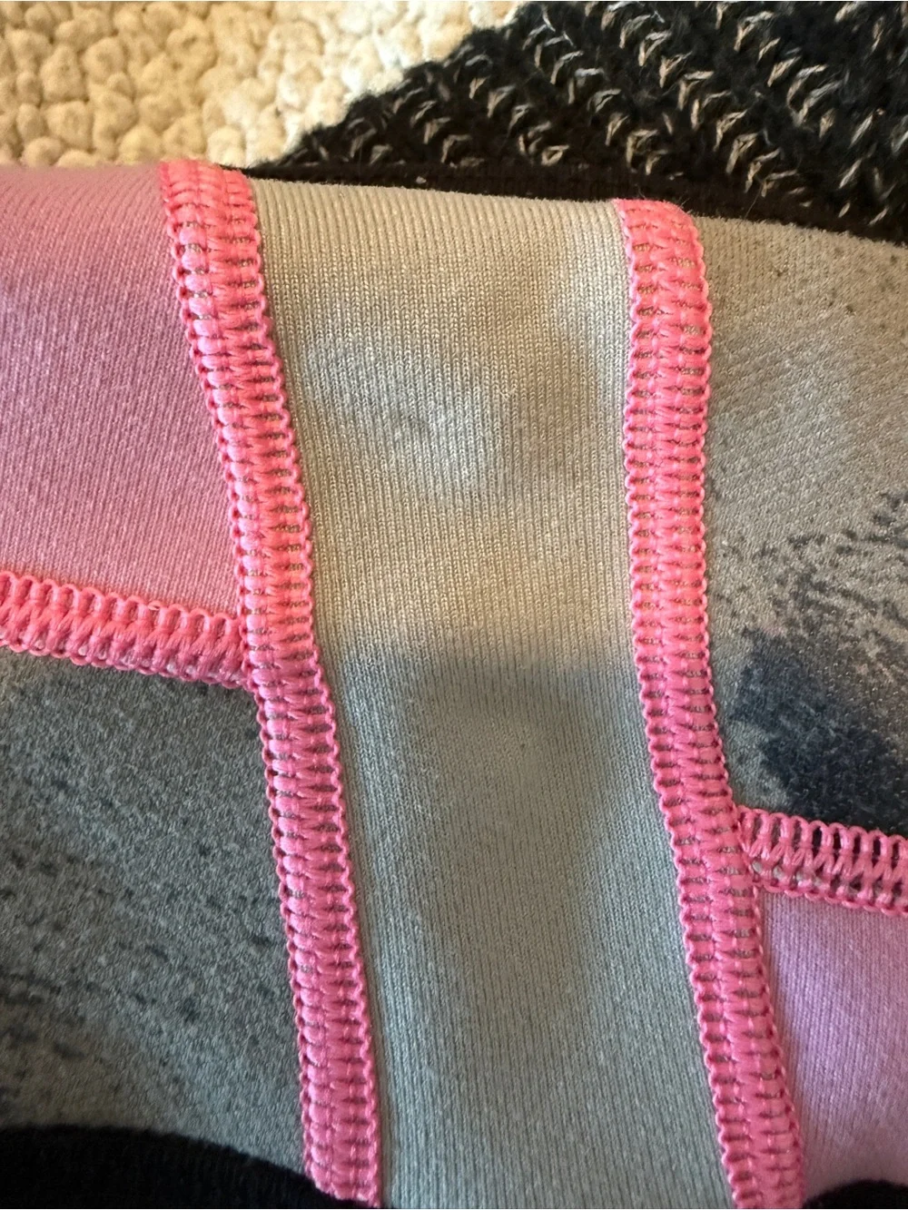 Y2K Lululemon Groove Flare Leg Yoga Pants Pink Grey Geometric Waistband Size 6